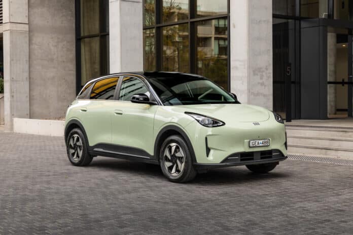 Geely EX2 Hero